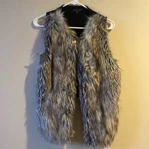 Fur vest